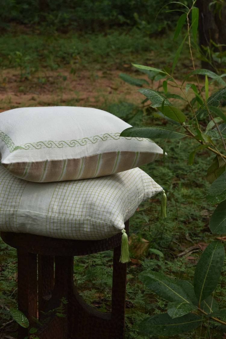 INJIRI DECO CUSHION – Green/Pink