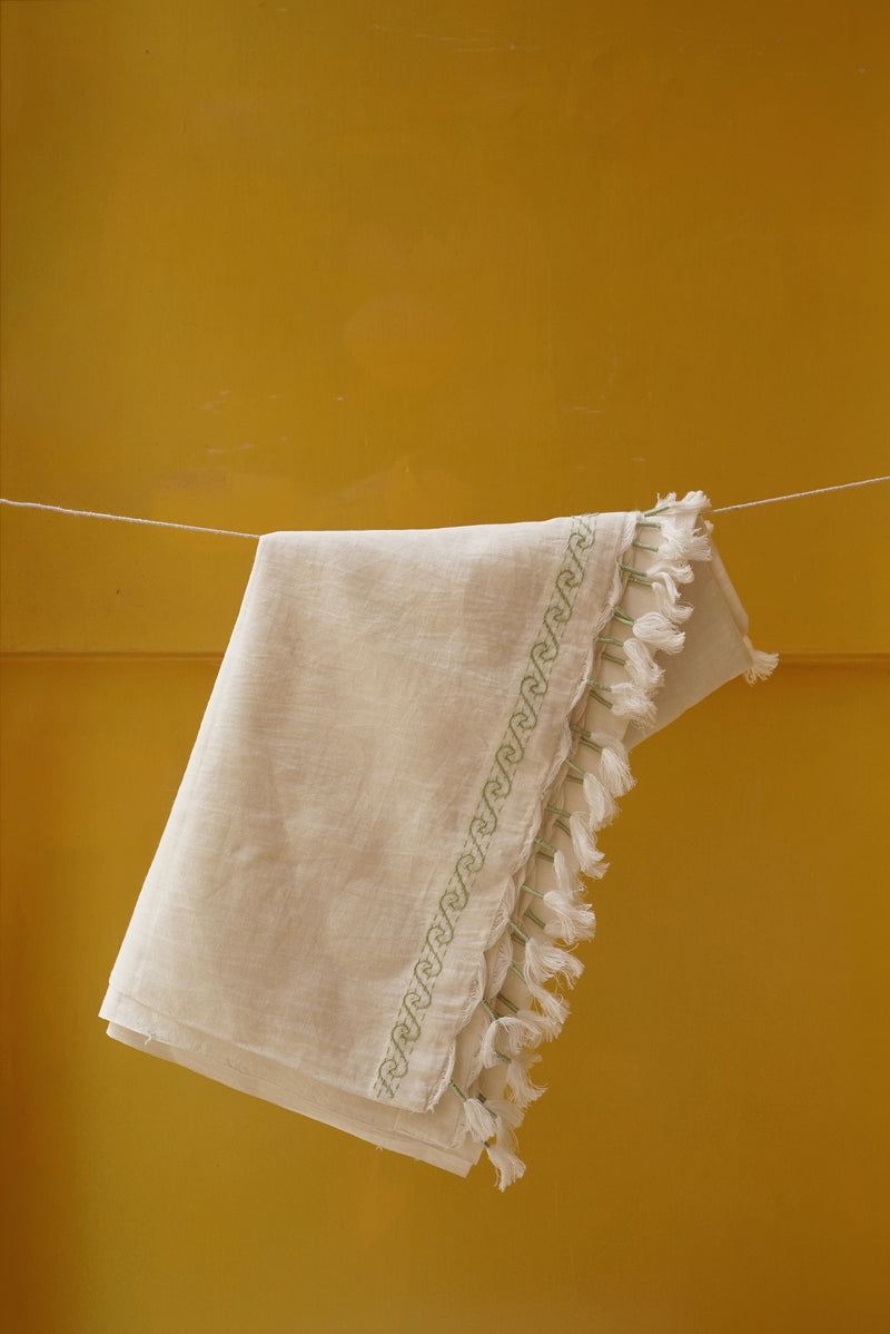 SAMUK TAKA THROW