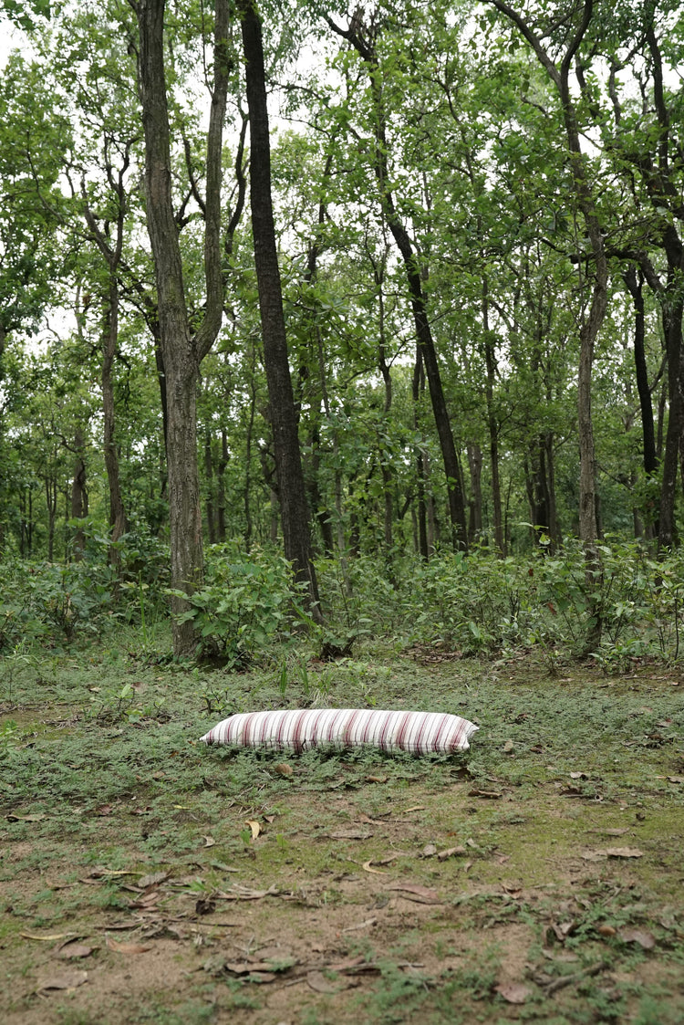 INJIRI LUMBAR CUSHION – White/Pink/Red