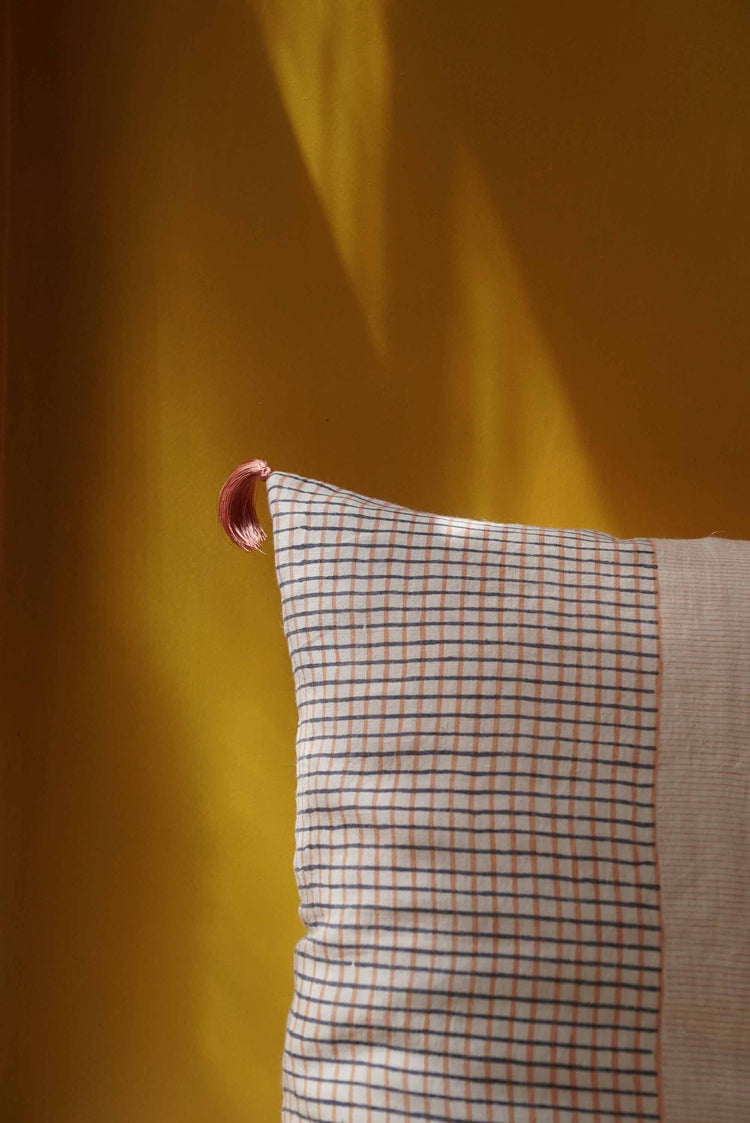 INJIRI DECO CUSHION – Orange/Blue