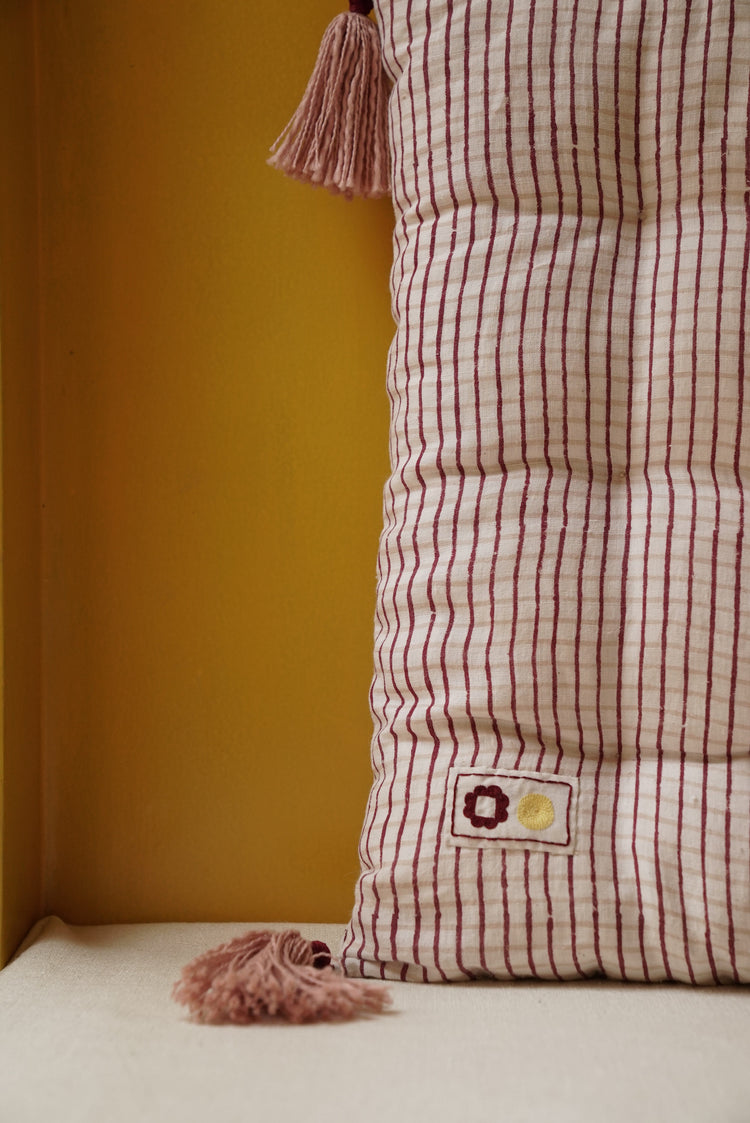 INJIRI MEDIUM GADDI – Red/Pink