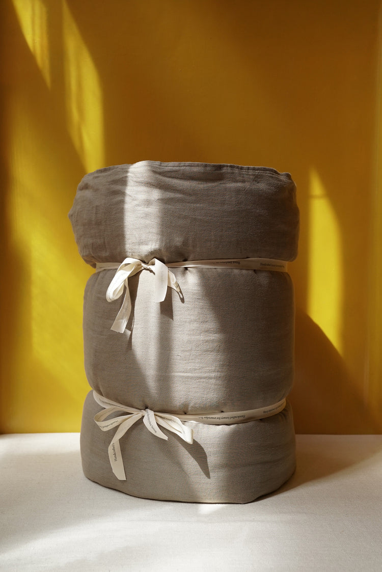 RAATRI DUVET COVER – Olive