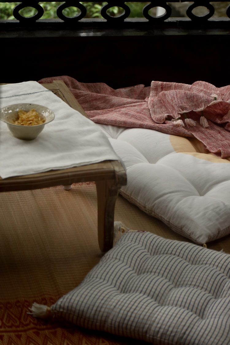 INJIRI LARGE GADDI – Yellow