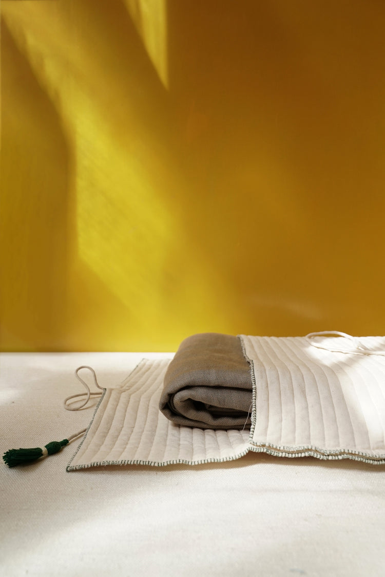 RAATRI BED SHEET + 2 PILLOW COVERS – Olive