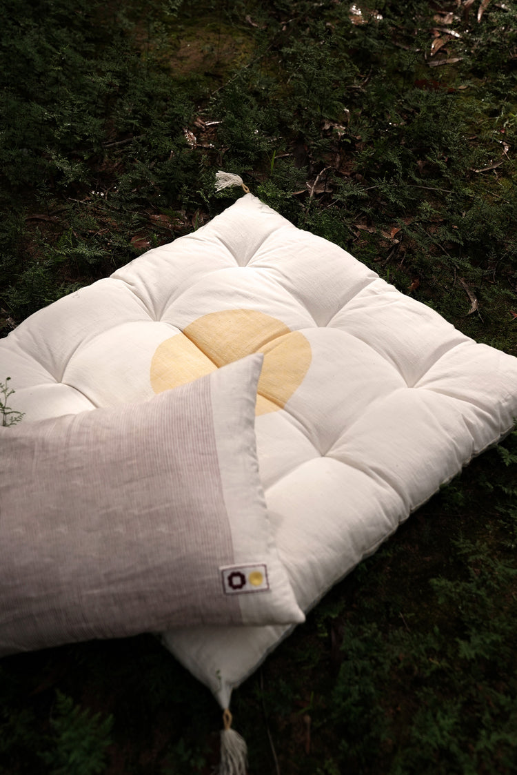 INJIRI LARGE GADDI – Yellow