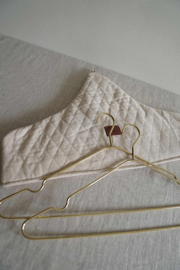 TAAR HANGERS (Set of 5)