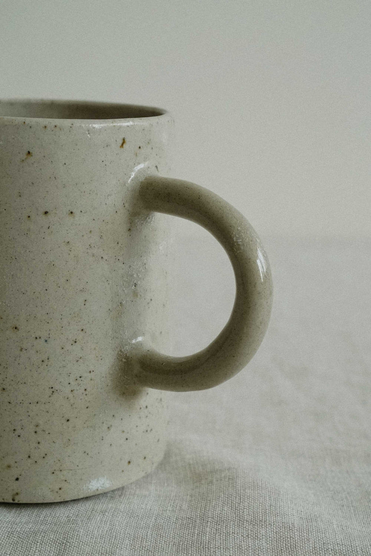 POUSH MUG